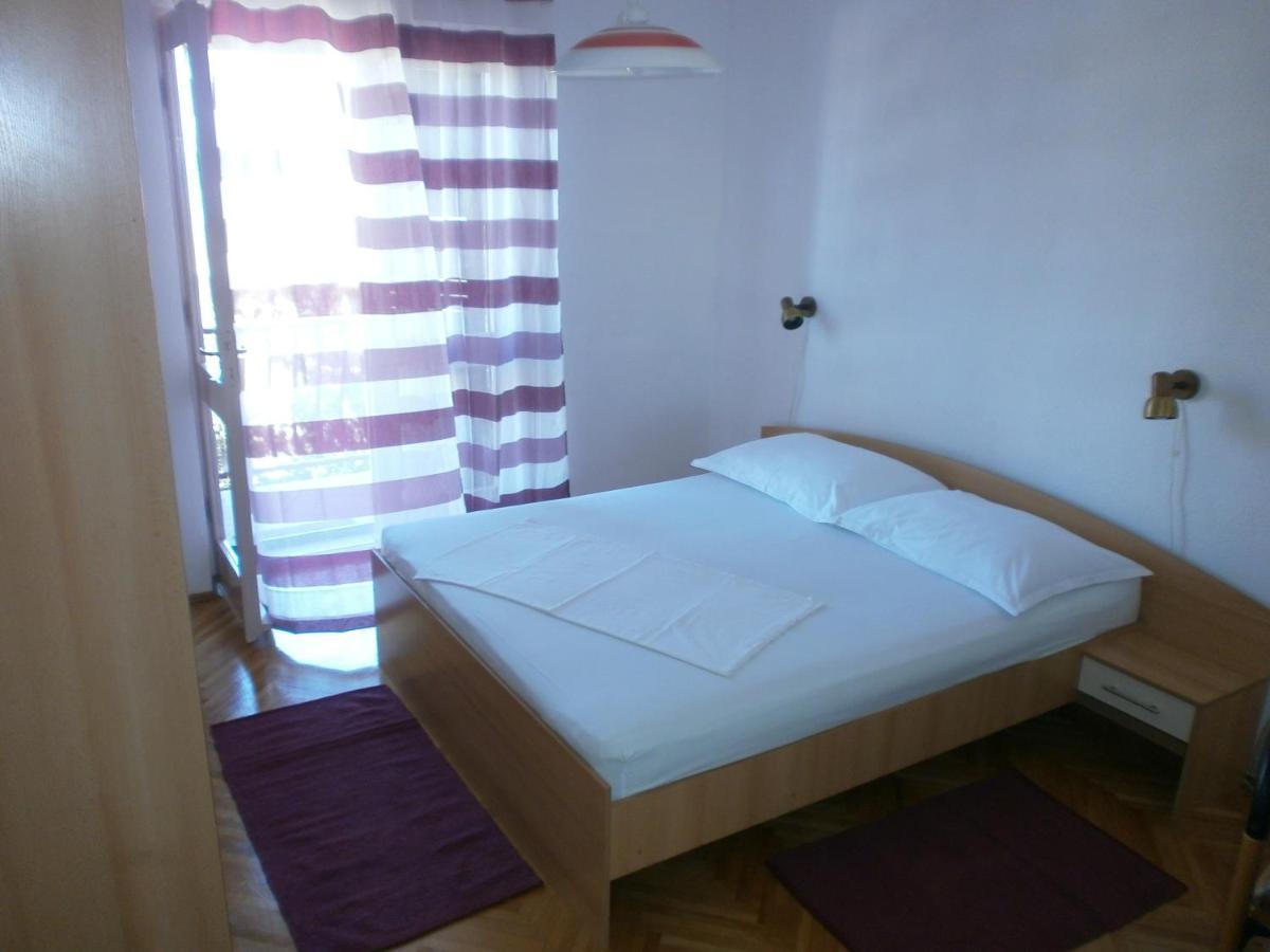Apartments By The Sea Podgora, Makarska - 12326 Экстерьер фото